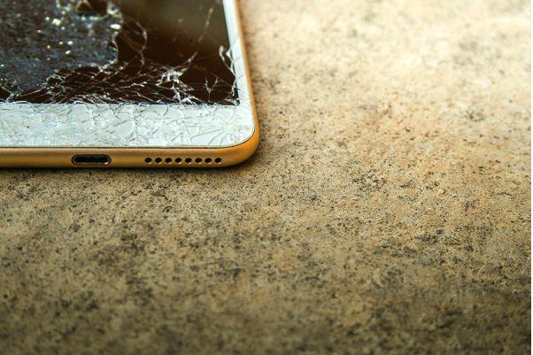 为什么心情不好会想摔手机?