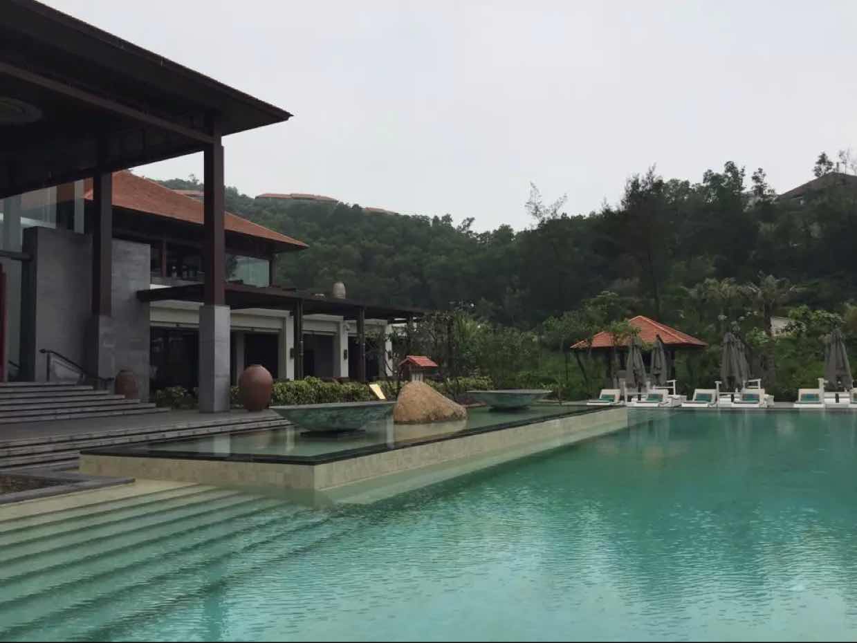 拉着悟空去跳舞