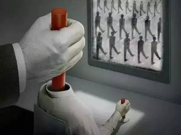 控制欲过强的人：用处理别人的问题来回避自己的问题