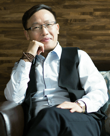 姚刚简介:国内最早一批执业专业心理咨询师国家二级心理咨询师,婚姻与