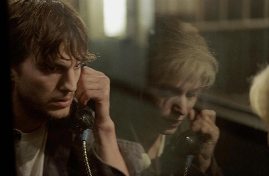 【影片信息】片名:蝴蝶效应 the butterfly effect (2004)导演:埃里克